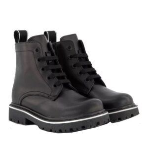 D2 Boots bies achter