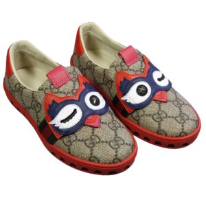 Gucci slip on uil logo