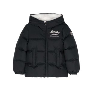 Moncler donsjack logo voor