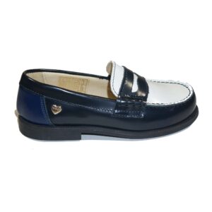 Twinset. moccasin college