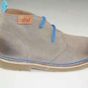 hoog veterschoen clarks