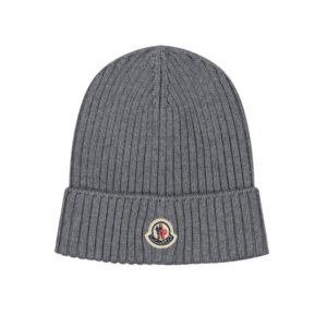 Moncler muts embleem